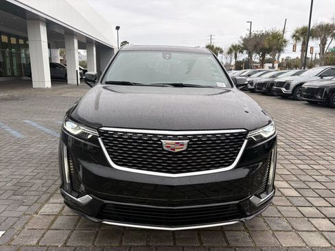 Certified 2024 Cadillac XT6 Luxury FWD image 3