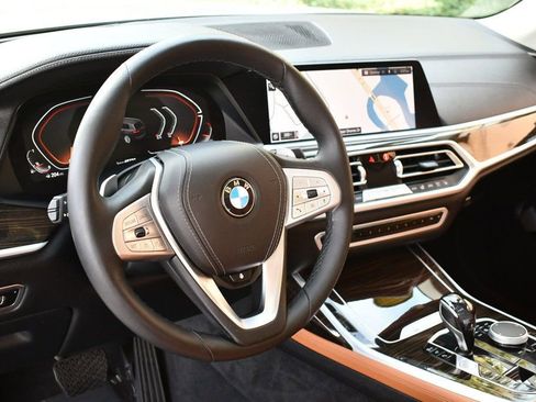 Used 2021 BMW X7 xDrive40i w/ Premium Package 2 image 41