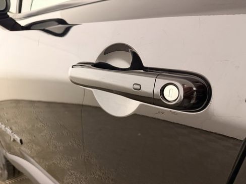 Certified 2023 Jeep Renegade Latitude image 15