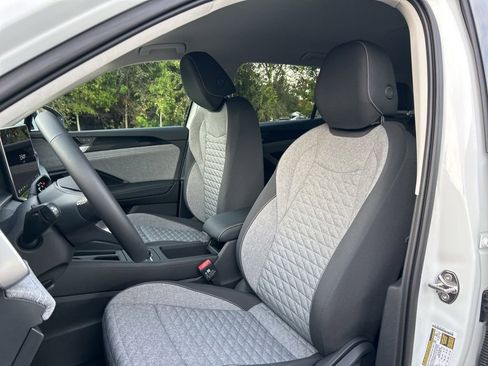 New 2026 Volkswagen Tiguan S FWD image 19