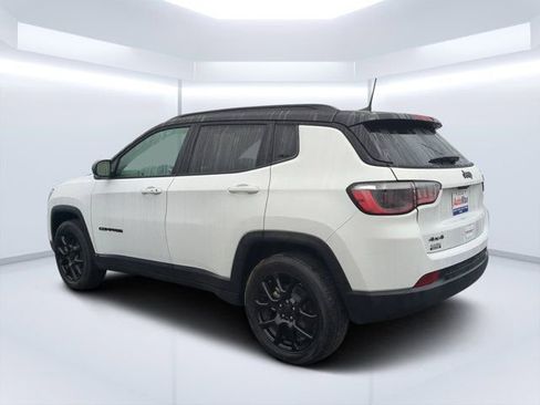 Used 2024 Jeep Compass Latitude w/ Altitude Special Edition image 5