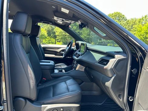 Used 2024 Chevrolet Suburban RST w/ Luxury Package RWD image 56