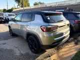 Used 2019 Jeep Compass Altitude image 2