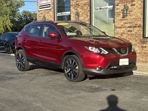 Used 2019 Nissan Rogue Sport SL w/ Premium Package image 7