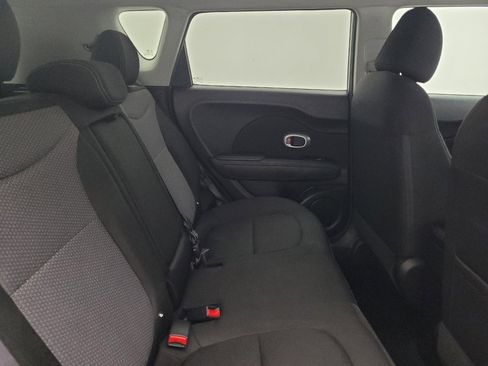 Used 2018 Kia Soul + FWD image 19