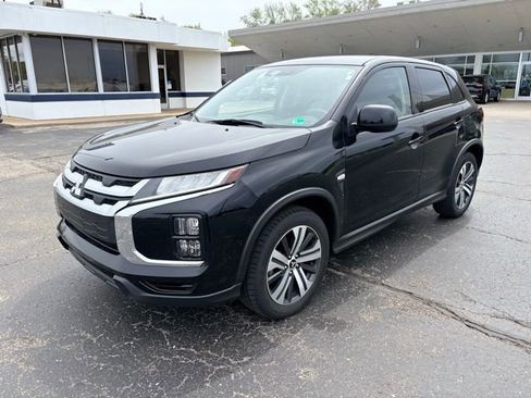 Used 2024 Mitsubishi Outlander Sport ES AWD/4WD image 2
