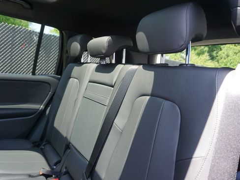 New 2025 Mercedes-Benz GLB 250 4MATIC image 47