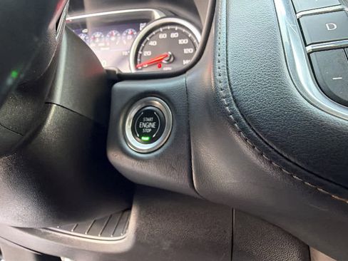 Used 2021 Chevrolet Suburban High Country image 17