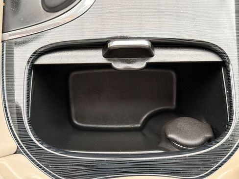 Used 2016 Buick Envision Premium AWD/4WD image 32