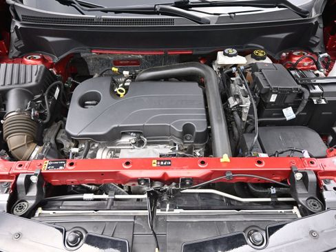 Certified 2023 Chevrolet Equinox RS FWD image 34
