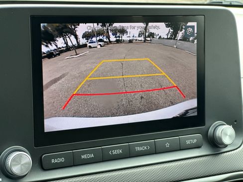 Used 2023 Hyundai Kona SE w/ Cargo Package image 18