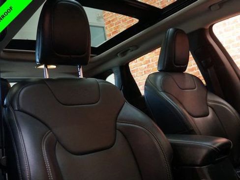 Used 2018 Jeep Cherokee Limited image 55