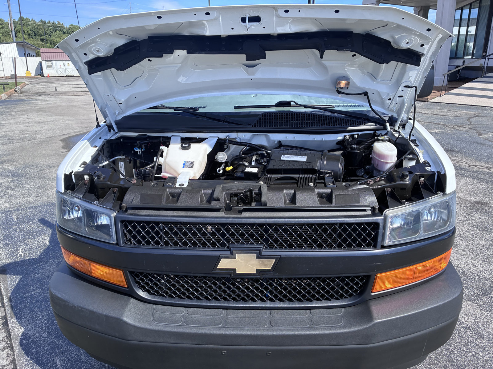 Used 2020 Chevrolet Express 2500 LS RWD image 46