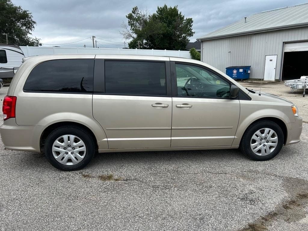 Used 2015 Dodge Grand Caravan SE w/ Quick Order Package 29E SE FWD image 6