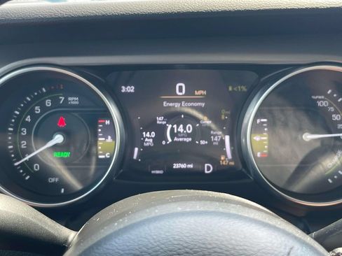 Used 2023 Jeep Wrangler Unlimited w/ Cold Weather Group AWD/4WD image 40