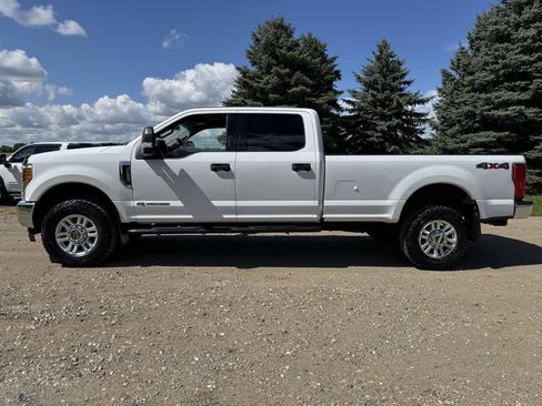 Used 2017 Ford F350 XLT w/ XLT Value Package AWD/4WD image 5