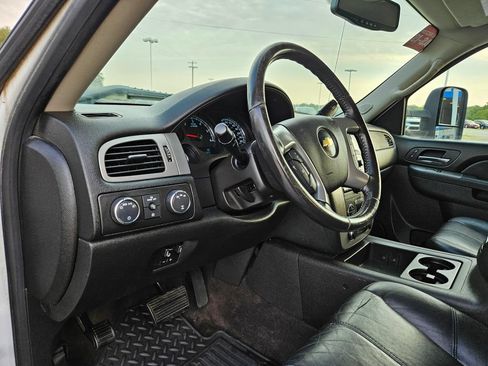 Used 2013 Chevrolet Silverado 2500 LTZ w/ LTZ Plus Package AWD/4WD image 20