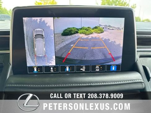 Used 2021 Chevrolet Tahoe LT w/ LT Signature Package AWD/4WD image 18