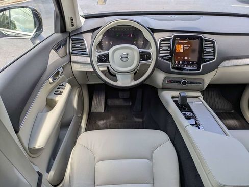 Certified 2024 Volvo XC90 T8 Plus AWD/4WD image 22