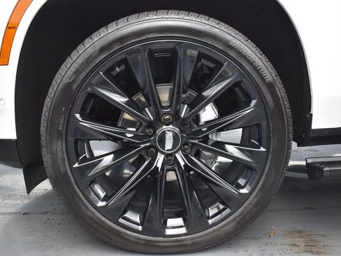 Certified 2025 Cadillac Escalade Sport Platinum image 8