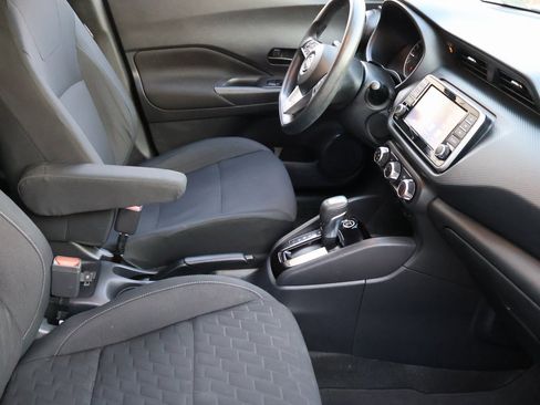 Used 2022 Nissan Kicks S image 12