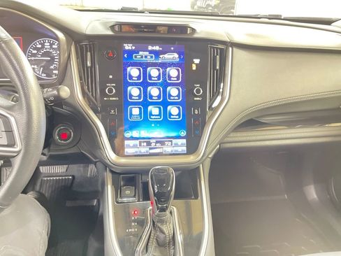 Used 2021 Subaru Outback Limited XT image 18