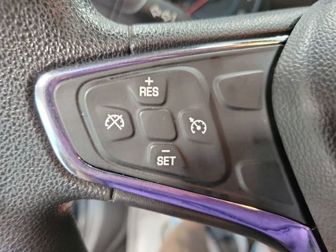 Used 2017 Chevrolet Cruze LT FWD image 34