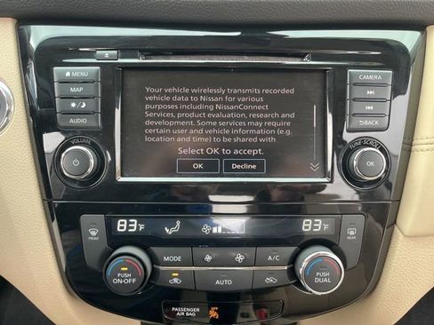 Used 2019 Nissan Rogue SL image 17