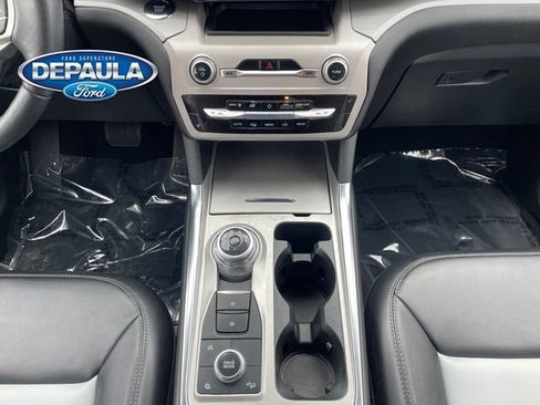 Used 2023 Ford Explorer XLT w/ Equipment Group 202A AWD/4WD image 14