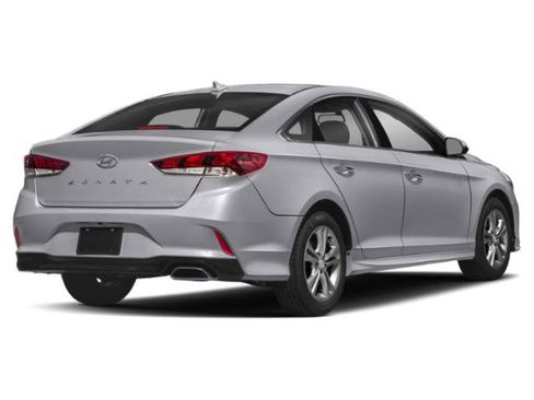 Used 2018 Hyundai Sonata SEL FWD image 2