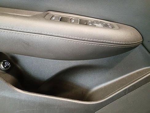 Used 2025 Cadillac XT5 Premium Luxury image 21