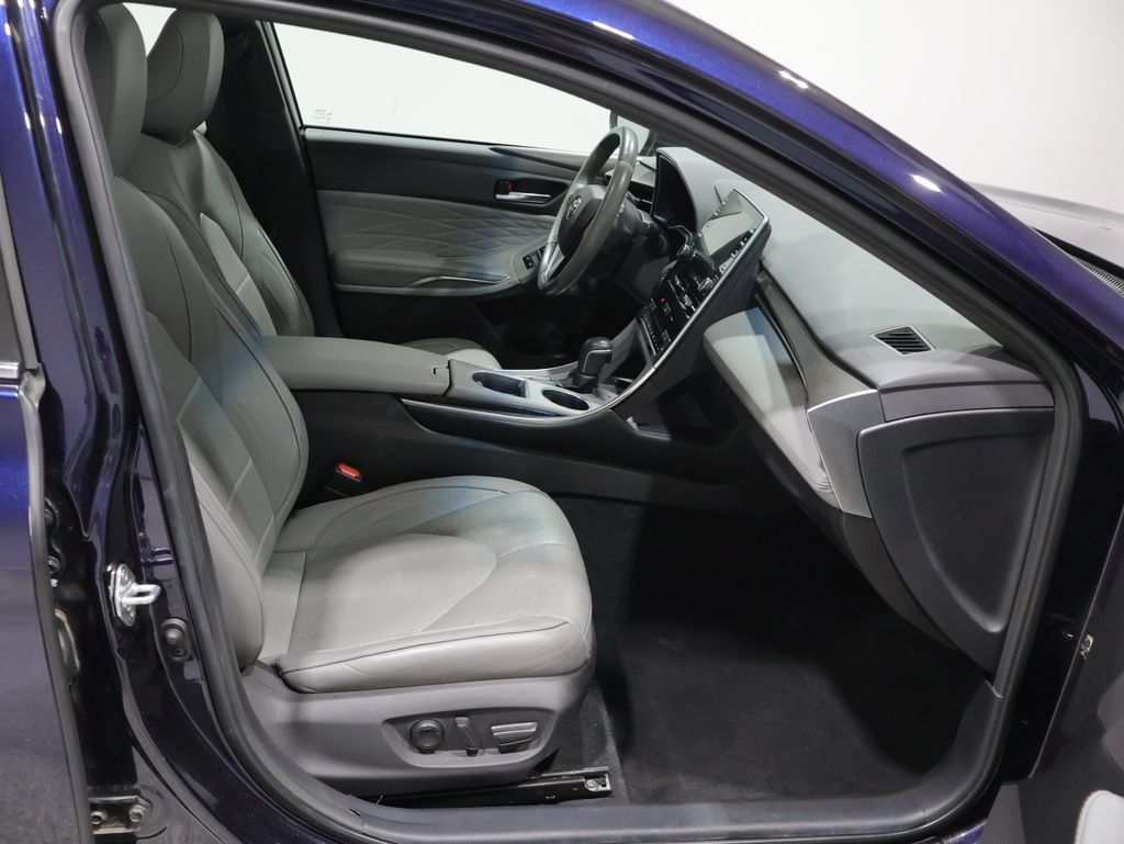 Used 2021 Toyota Avalon Limited w/ Advanced Safety Package AWD/4WD image 22