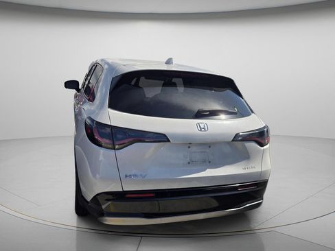 Used 2024 Honda HR-V EX-L image 4