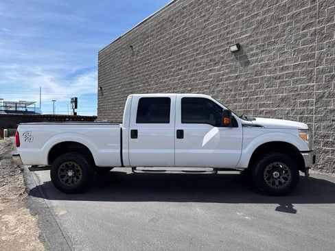Used 2016 Ford F250 XLT AWD/4WD image 4