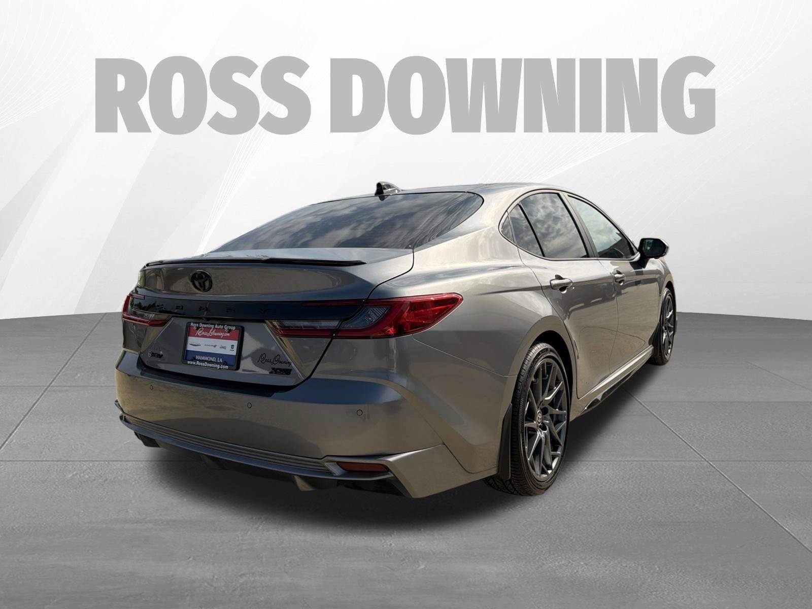 Used 2026 Toyota Camry XSE w/ Premium Plus Package FWD image 4