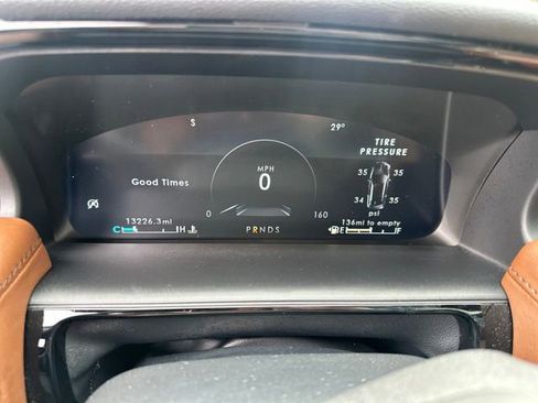 Certified 2022 Lincoln Nautilus Reserve image 39