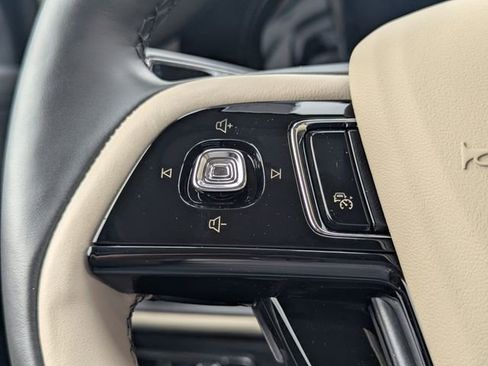 New 2026 Lincoln Corsair Reserve w/ Jet Appearance Package image 23