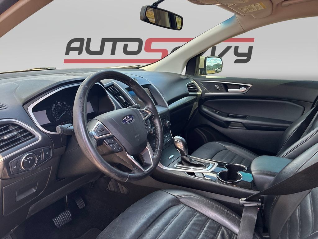 Used 2017 Ford Edge SEL w/ Equipment Group 201A FWD image 10