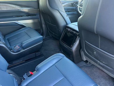 Certified 2026 Cadillac Escalade IQL Luxury AWD/4WD image 19