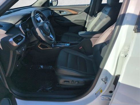 Used 2021 Chevrolet TrailBlazer ACTIV w/ Convenience Package image 15