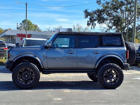 Used 2022 Ford Bronco Outer Banks image 4