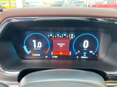 Used 2022 Ford F150 Lariat w/ Equipment Group 502A High image 21