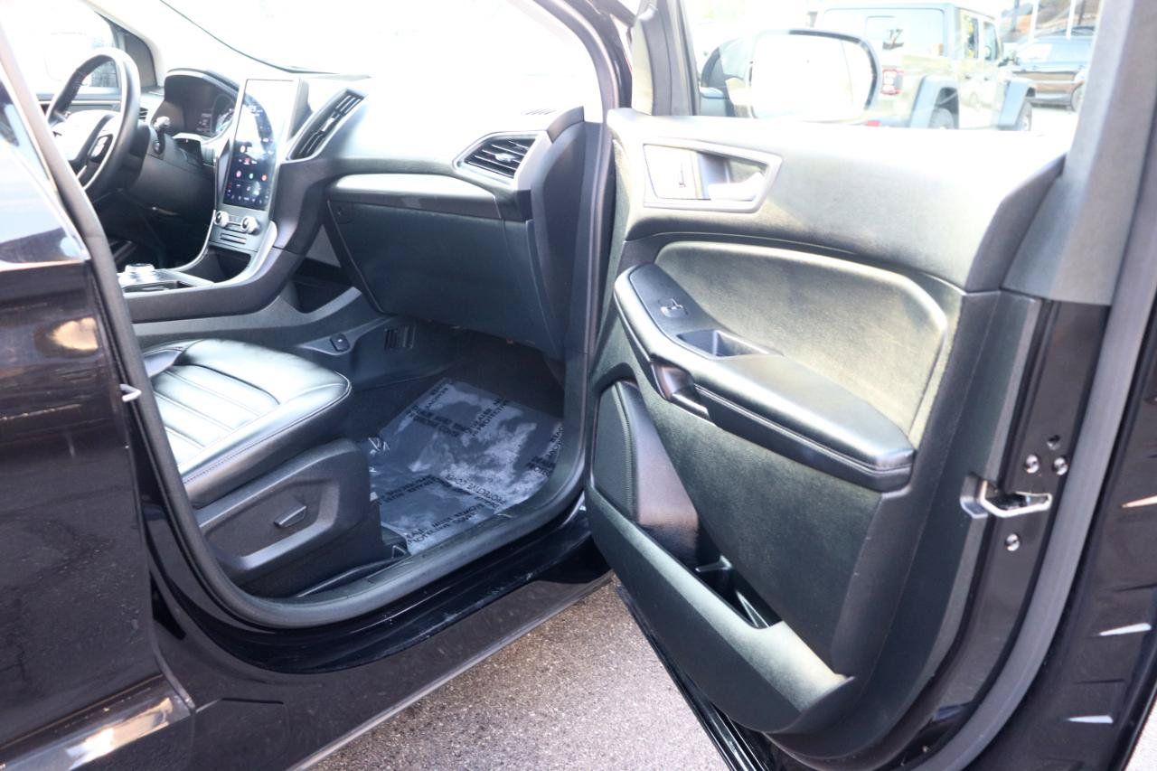 Used 2024 Ford Edge SEL AWD/4WD image 15