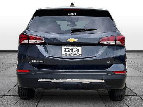 Used 2022 Chevrolet Equinox LT FWD image 4
