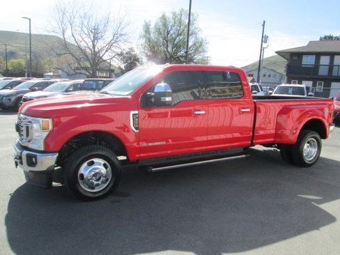 Used 2021 Ford F350 XLT w/ XLT Premium Package image 3