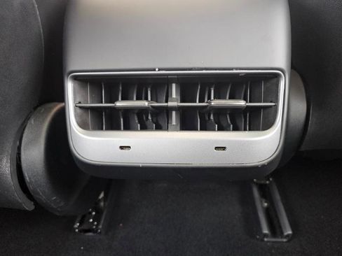 Used 2022 Tesla Model 3 image 54