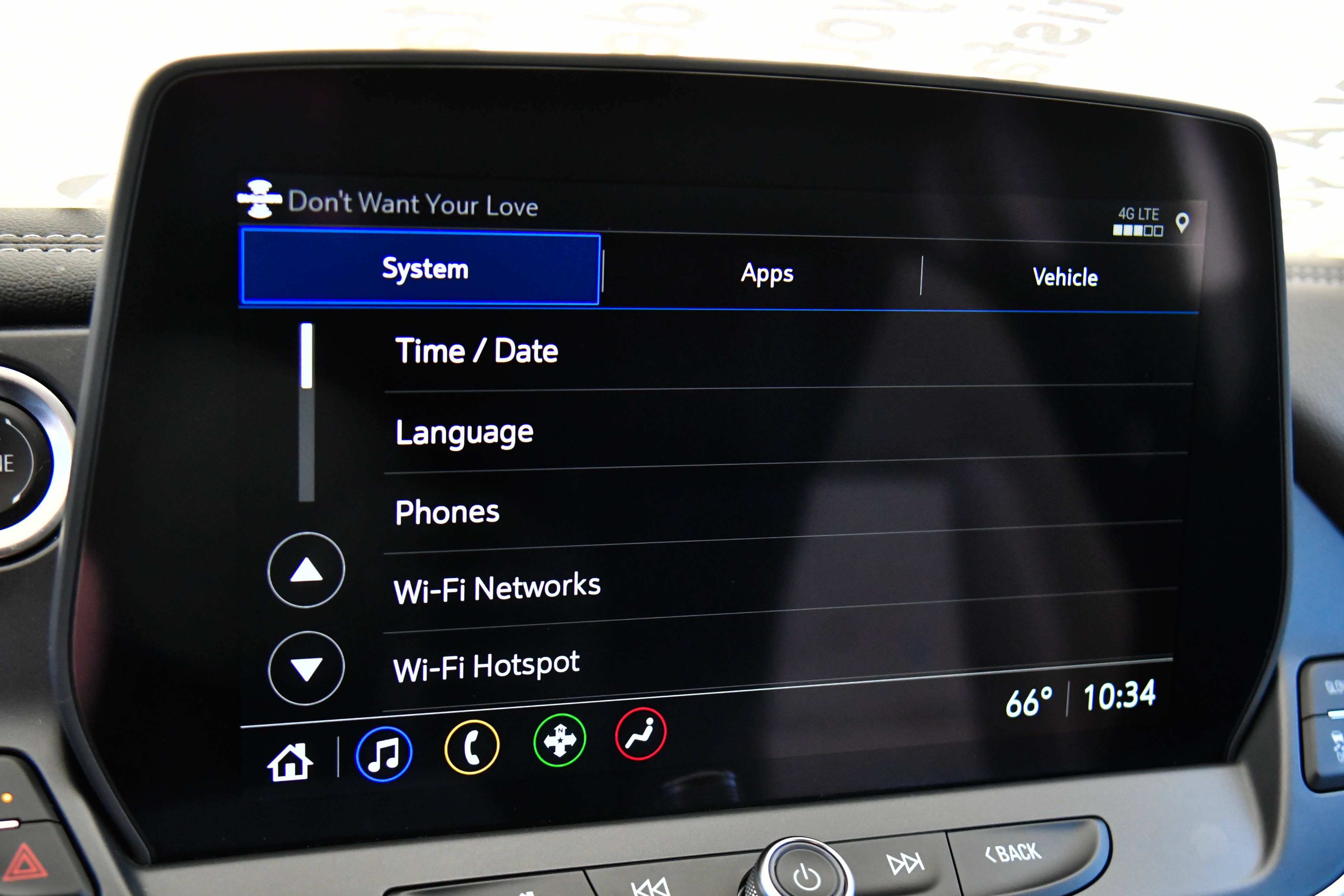Used 2025 Chevrolet Blazer LT FWD image 21