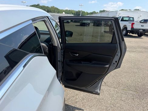 Used 2021 Nissan Murano Platinum w/ Cargo Package AWD/4WD image 33