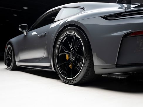 Used 2026 Porsche 911 GT3 RWD image 81