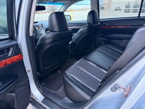 Used 2012 Subaru Outback 3.6R Limited w/ Moonroof Pkg image 23